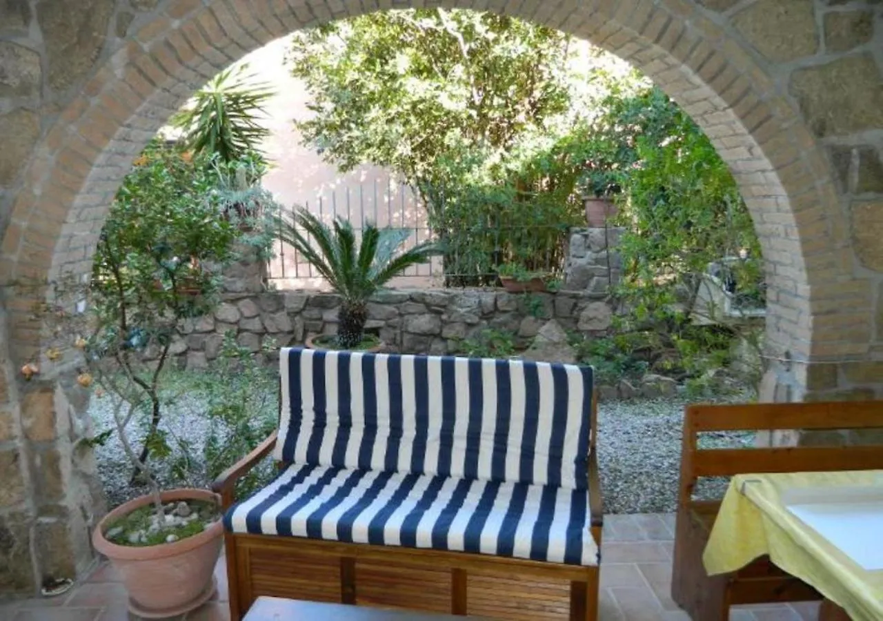 Casa Con Veranda A Pochi Passi Dal Mare Santa Maria Navarrese Feriehus