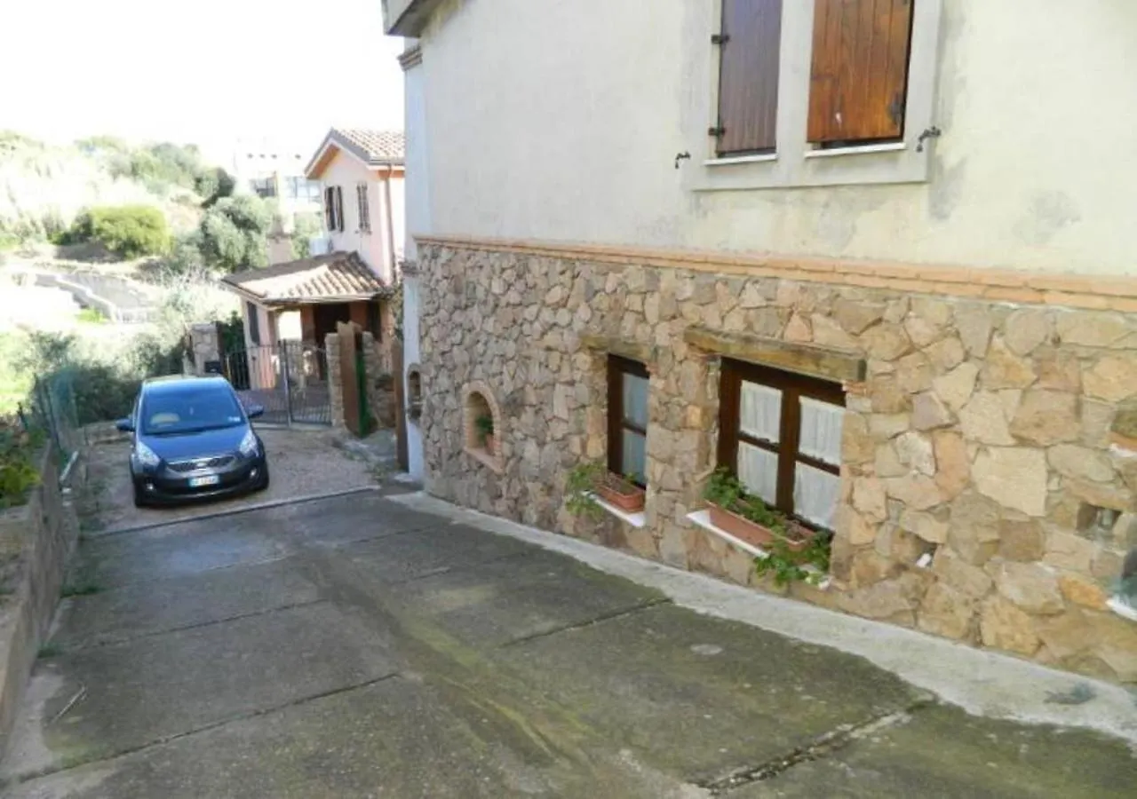 Casa Con Veranda A Pochi Passi Dal Mare Santa Maria Navarrese